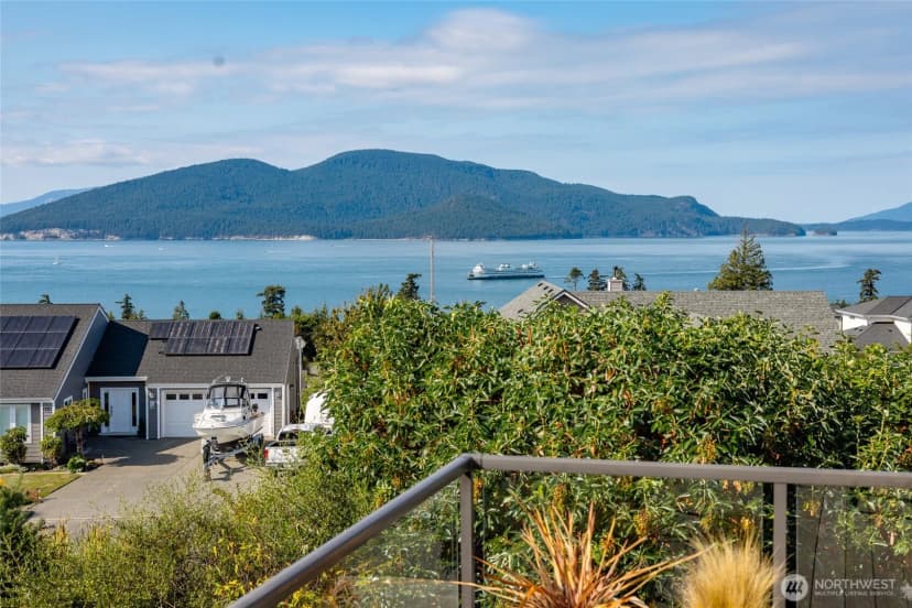 Property photo for 4218 Glasgow Way, Anacortes photo 34