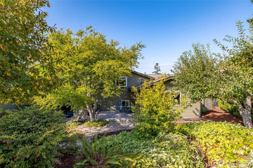 Property photo for 4218 Glasgow Way, Anacortes photo 29