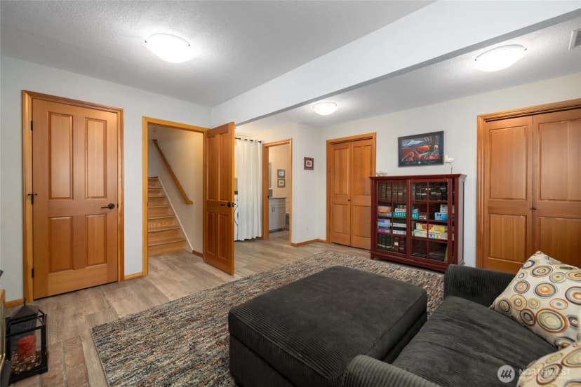 Property photo for 4218 Glasgow Way, Anacortes photo 25