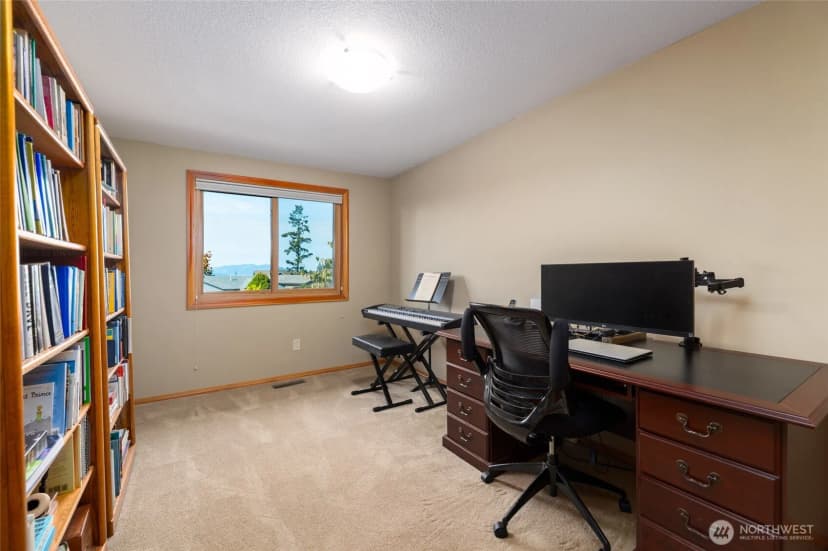Property photo for 4218 Glasgow Way, Anacortes photo 23