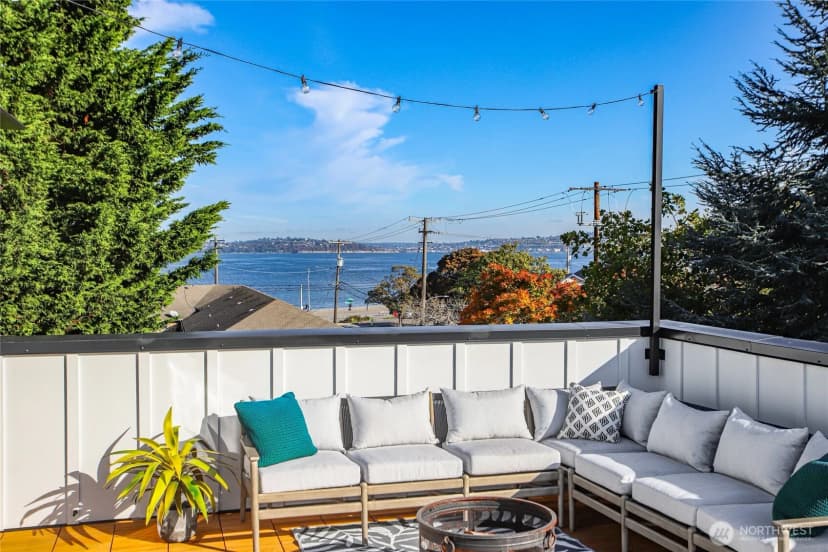 Property photo for 2737 59th Avenue Sw, Seattle photo 6