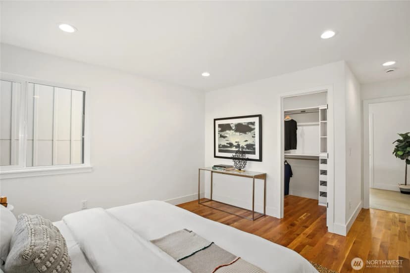 Property photo for 2737 59th Avenue Sw, Seattle photo 27