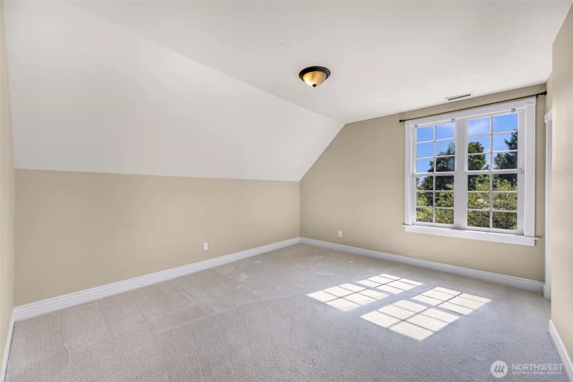 Property photo for 3206 S Washington Street, Seattle photo 32