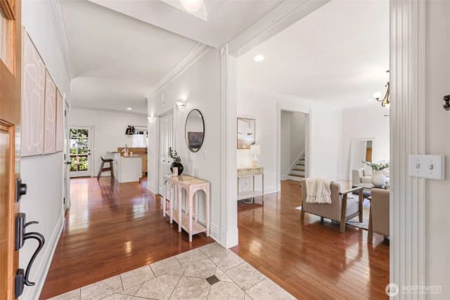 Property photo for 3206 S Washington Street, Seattle photo 5