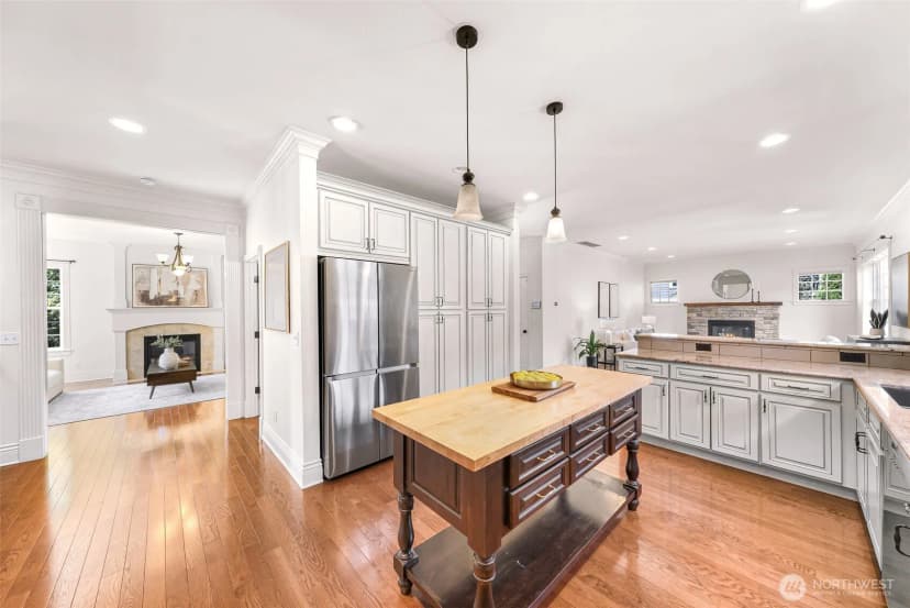 Property photo for 3206 S Washington Street, Seattle photo 17