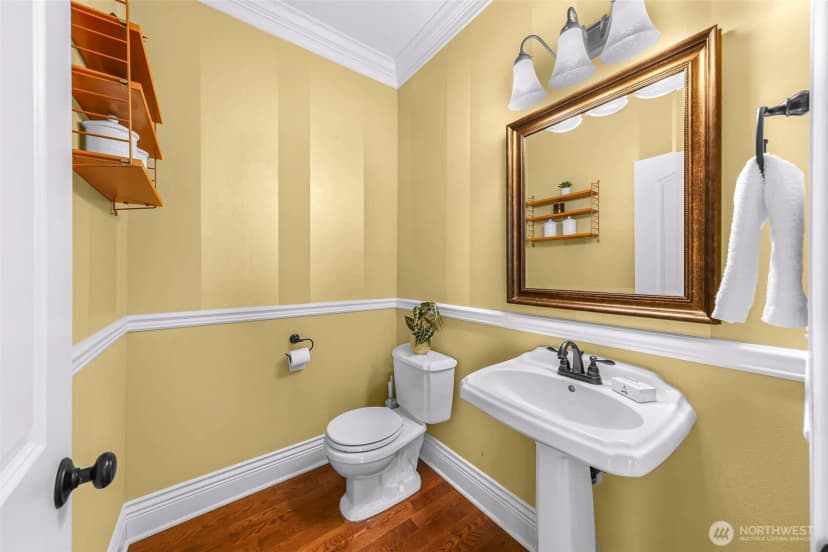 Property photo for 3206 S Washington Street, Seattle photo 11
