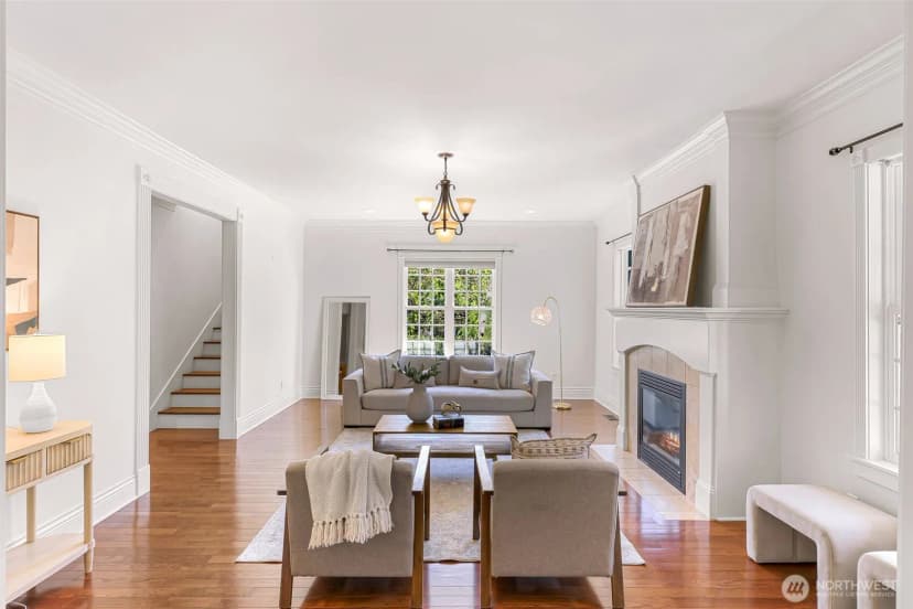 Property photo for 3206 S Washington Street, Seattle photo 6