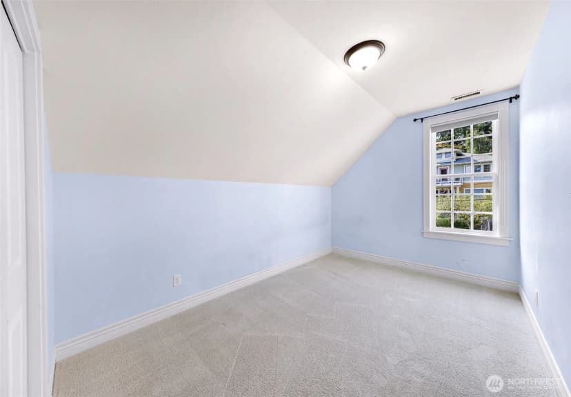 Property photo for 3206 S Washington Street, Seattle photo 31