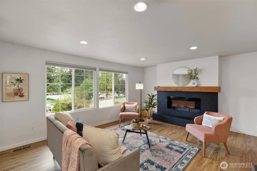 Property photo for 575 Ne Conifer Drive, Bremerton photo 5