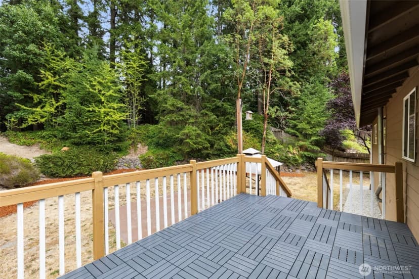 Property photo for 575 Ne Conifer Drive, Bremerton photo 9