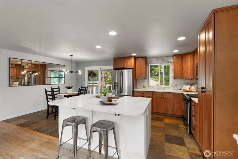 Property photo for 575 Ne Conifer Drive, Bremerton photo 11
