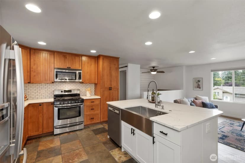 Property photo for 575 Ne Conifer Drive, Bremerton photo 12