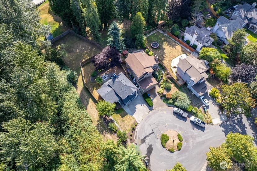 Property photo for 11849 Ne 105th Lane, Kirkland photo 34