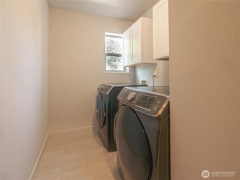 Property photo for 1420 S 272nd Street, Des Moines photo 21
