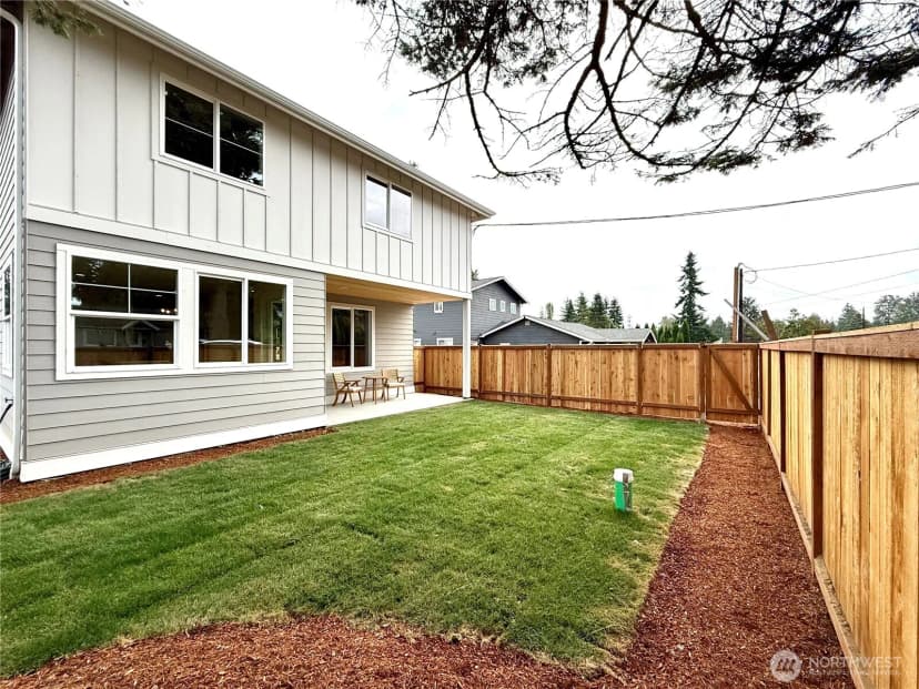Property photo for 10925 6th Avenue W #a, Everett photo 24