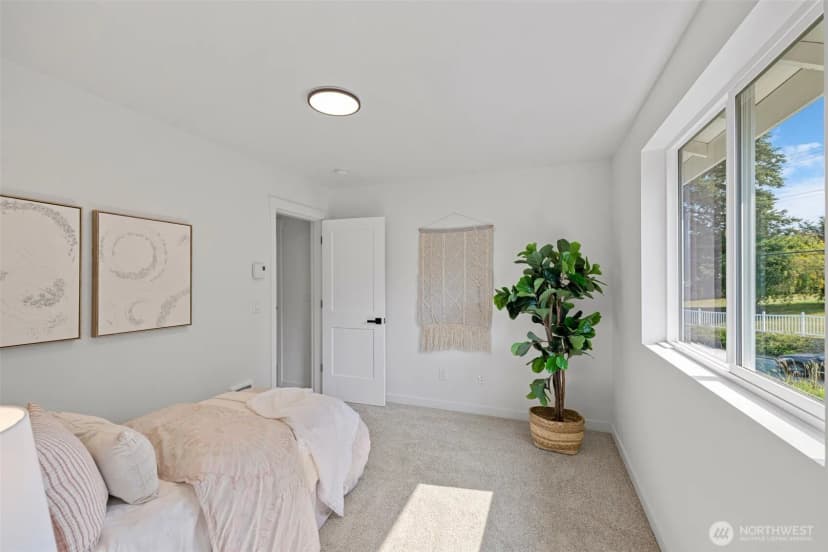 Property photo for 10925 6th Avenue W #a, Everett photo 14