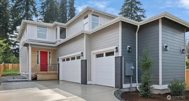 Property photo for 10925 6th Avenue W #a, Everett