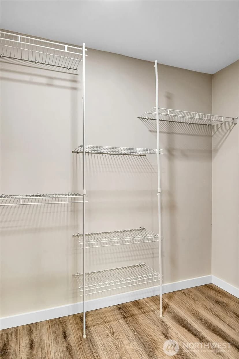 Property photo for 17004 37th Avenue Ne, Lake Forest Park photo 26