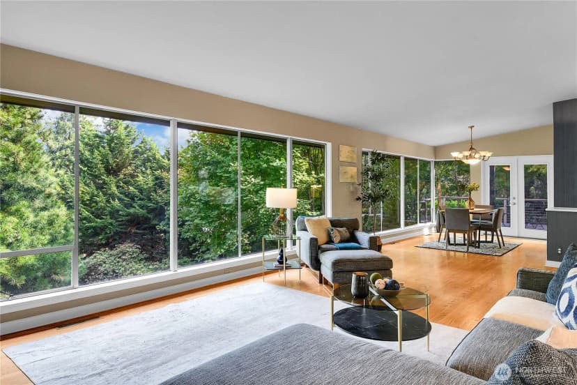 Property photo for 17004 37th Avenue Ne, Lake Forest Park photo 9