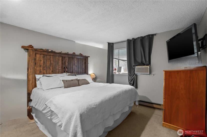Property photo for 13910 123rd Avenue Ne, Kirkland photo 15