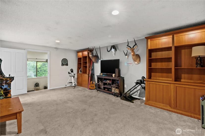 Property photo for 13910 123rd Avenue Ne, Kirkland photo 22