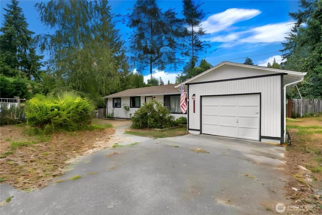Property photo for 13910 123rd Avenue Ne, Kirkland