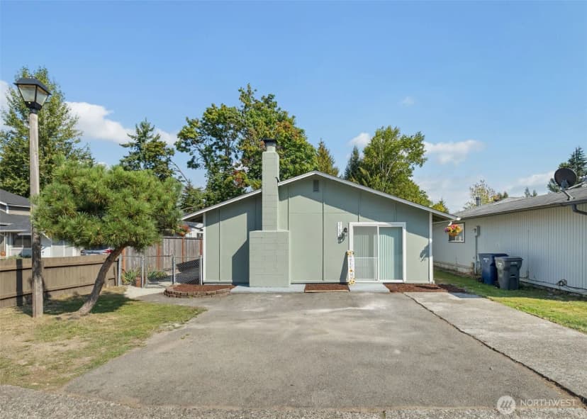 Property photo for 31604 119th Place Se, Auburn photo 2