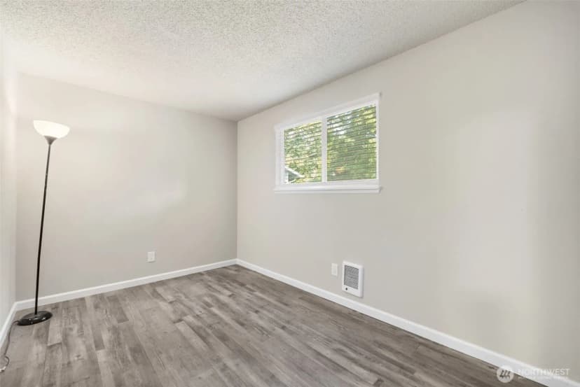 Property photo for 31604 119th Place Se, Auburn photo 21