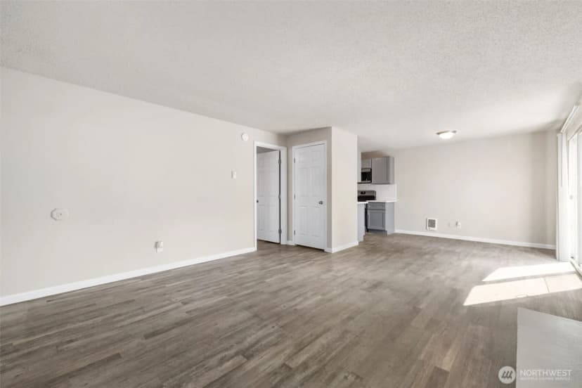 Property photo for 31604 119th Place Se, Auburn photo 10
