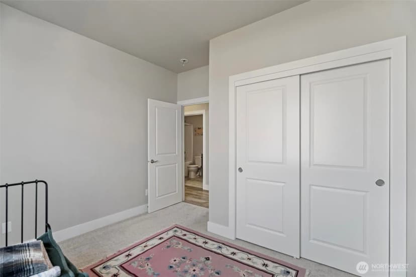 Property photo for 112 Madrona Lane Sw, Orting photo 18
