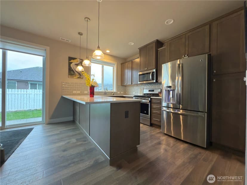 Property photo for 112 Madrona Lane Sw, Orting photo 11