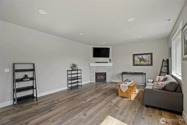 Property photo for 112 Madrona Lane Sw, Orting photo 5