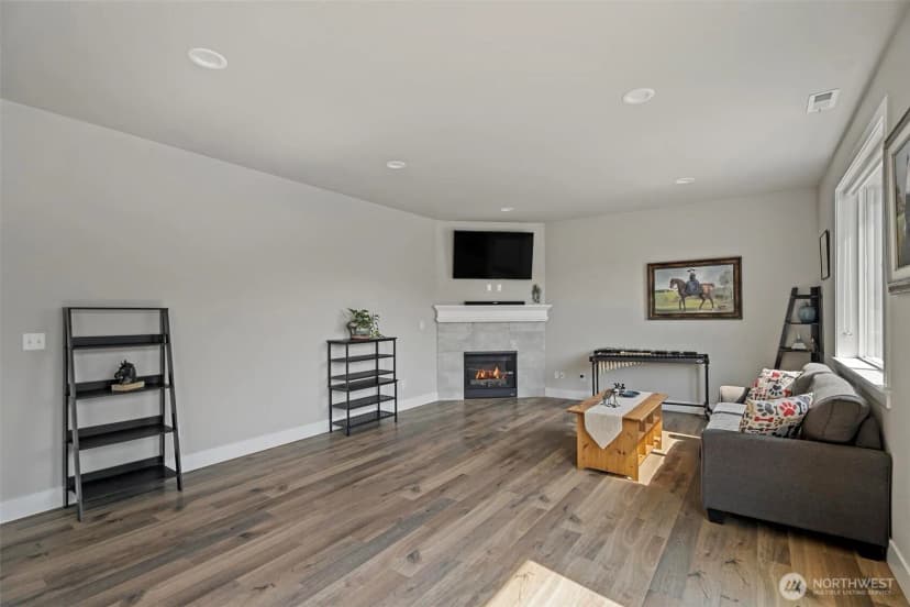 Property photo for 112 Madrona Lane Sw, Orting photo 5