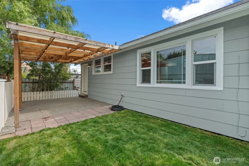 Property photo for 1207 S Fife Street, Tacoma photo 31