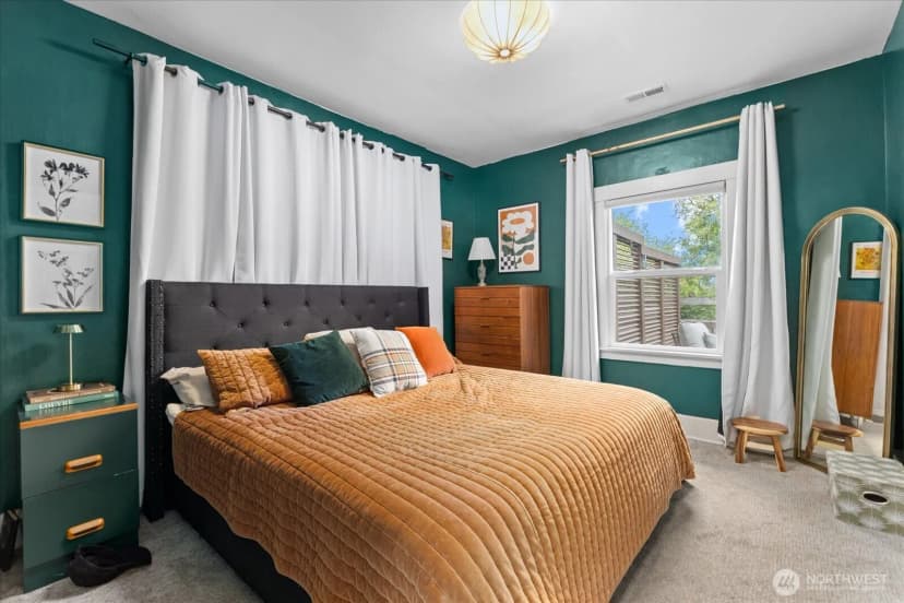 Property photo for 4738 4th Avenue Ne, Seattle photo 18
