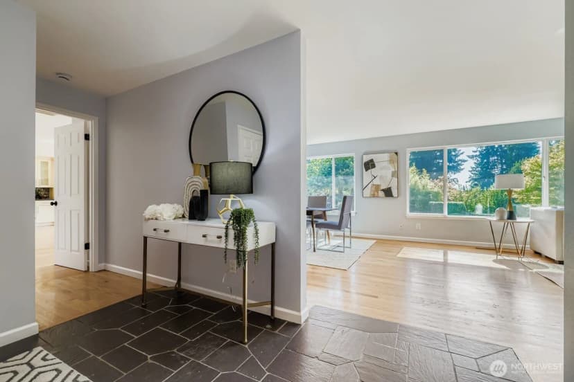 Property photo for 12115 Se 22nd Street, Bellevue photo 5