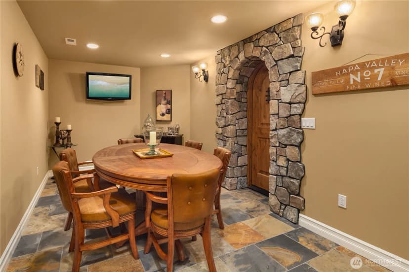 Property photo for 67 Cascade Key, Bellevue photo 34