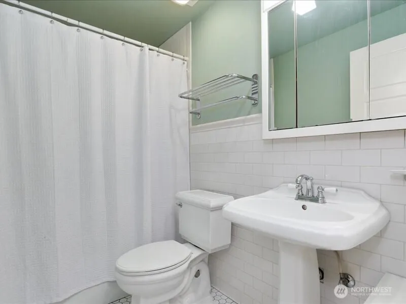 Property photo for 12604 88th Place Ne, Kirkland photo 24