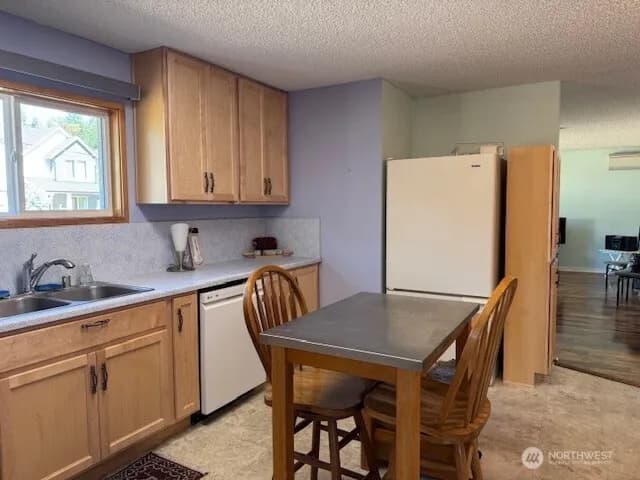Property photo for 5216 64th Street W, Tacoma photo 9