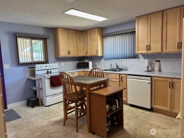 Property photo for 5216 64th Street W, Tacoma photo 7