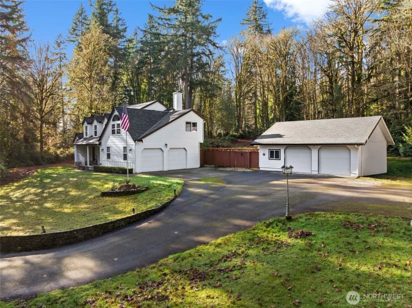 Property photo for 14444 Crescent Valley Road Se, Olalla photo 2