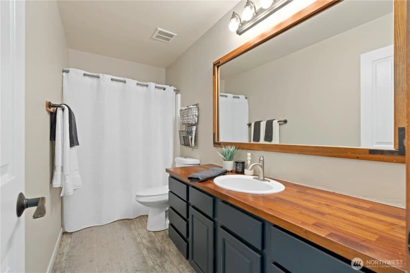 Property photo for 23620 Se 281st Street, Maple Valley photo 22