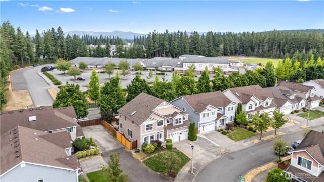 Property photo for 23620 Se 281st Street, Maple Valley photo 3