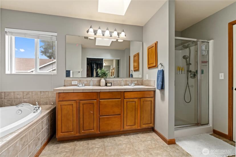 Property photo for 23620 Se 281st Street, Maple Valley photo 19