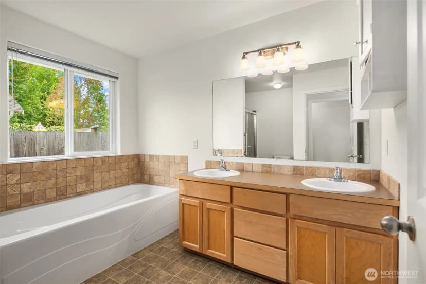 Property photo for 850 Village Way, Monroe photo 9