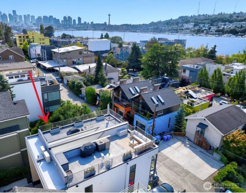 Property photo for 2357 A Yale Avenue E, Seattle photo 33