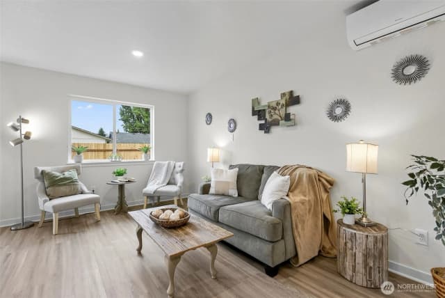 Property photo for 709 S 9th, Kelso photo 5