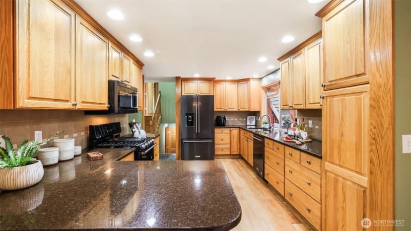 Property photo for 15534 Se 169th Street, Renton photo 8