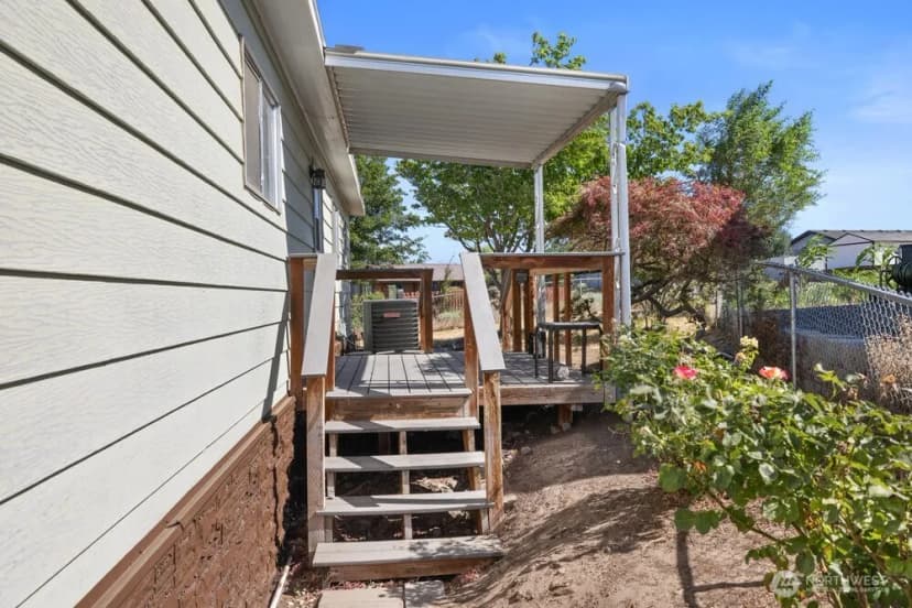 Property photo for 308 Spring Circle Sw, Mattawa photo 19