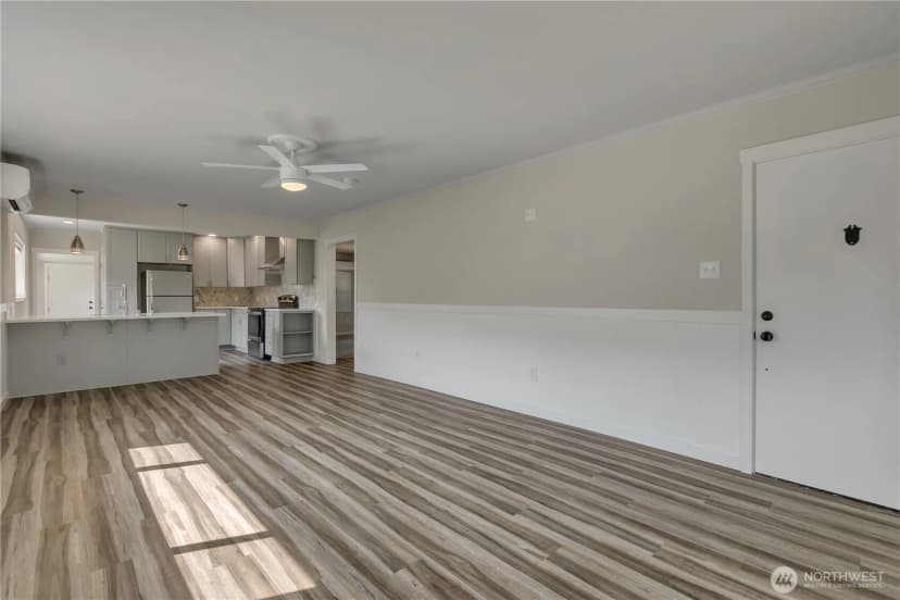 Property photo for 604 Dupont Avenue, Dupont photo 8